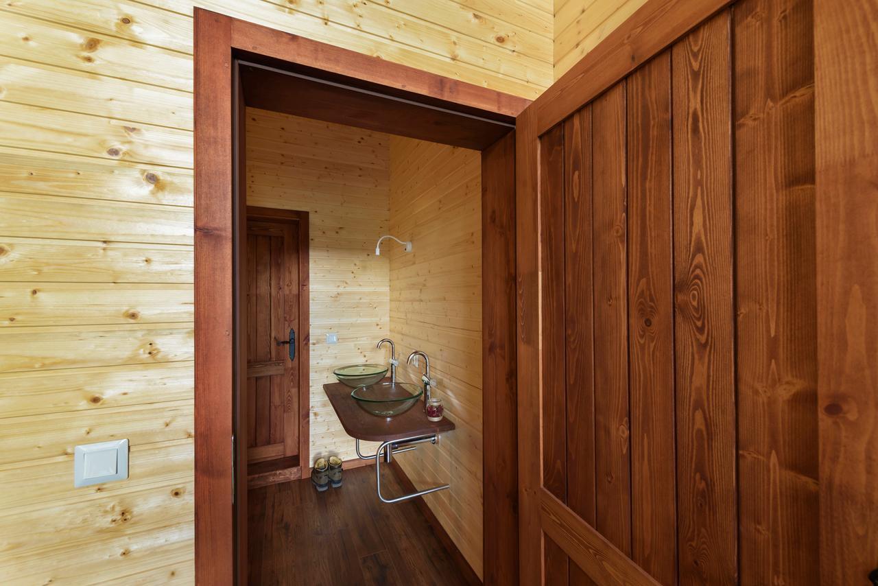 Pinus Villas Lodge With Private Jacuzzi & Phyto-Sauna Retreat Zheleznitsa 外观 照片
