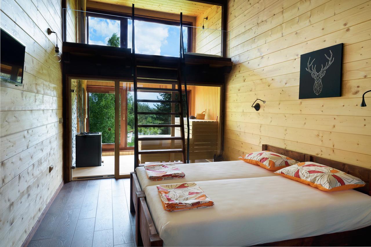 Pinus Villas Lodge With Private Jacuzzi & Phyto-Sauna Retreat Zheleznitsa 外观 照片